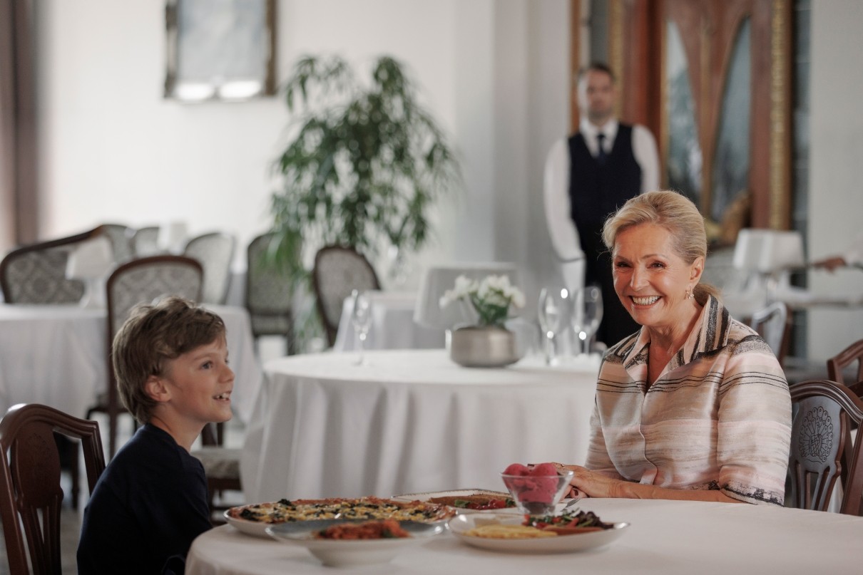 Šviháci Helena Vondráčková a Emanuel Bugala si natáčanie v piešťanských kúpeľoch nesmierne užili.