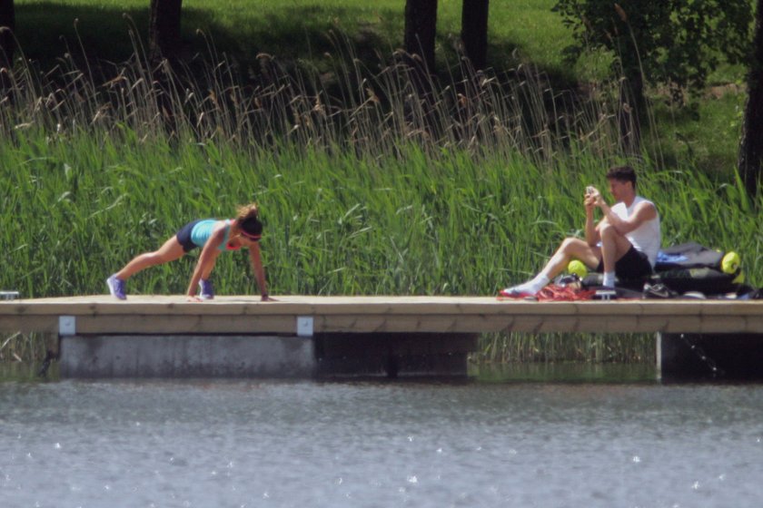 Tak ukochana kusiła Lewego w szuwarach