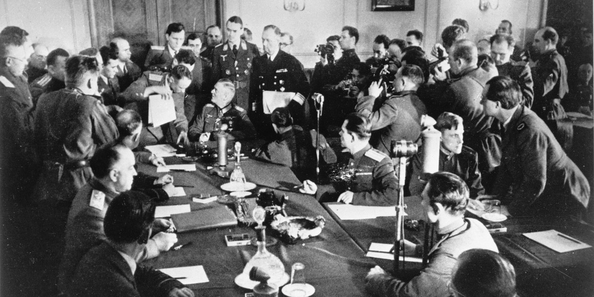 Klęska Państw Osi I Zakończenie Ii Wojny światowej Koniec II wojny światowej w Europie. Relacja historyczna - Wiadomości