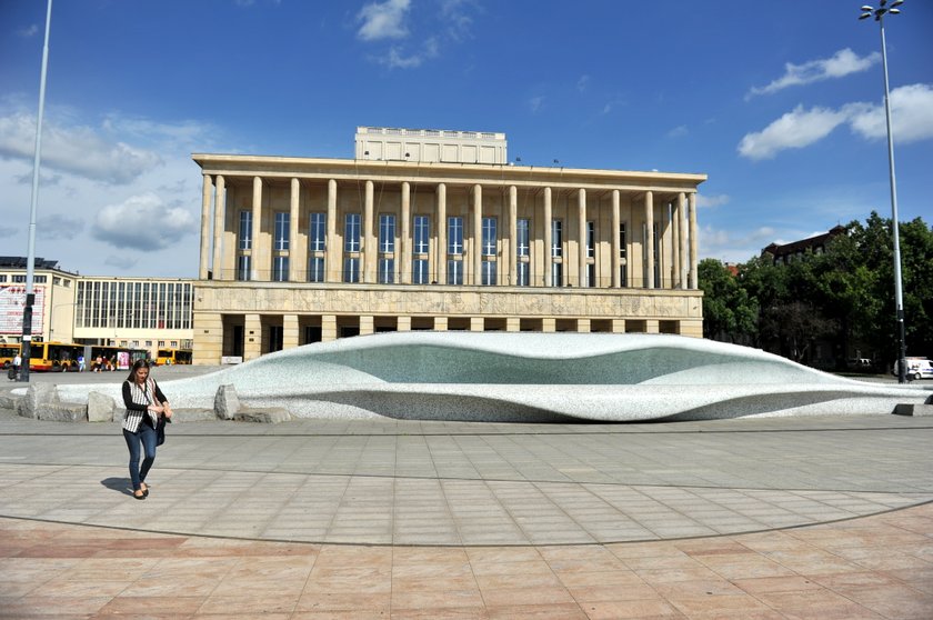 Plac Dąbrowskiego dziś