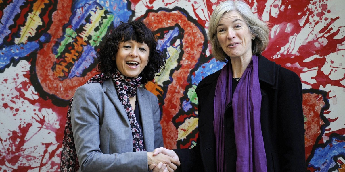 Emmanuelle Charpentier (z lewej) i Jennifer A. Doudna