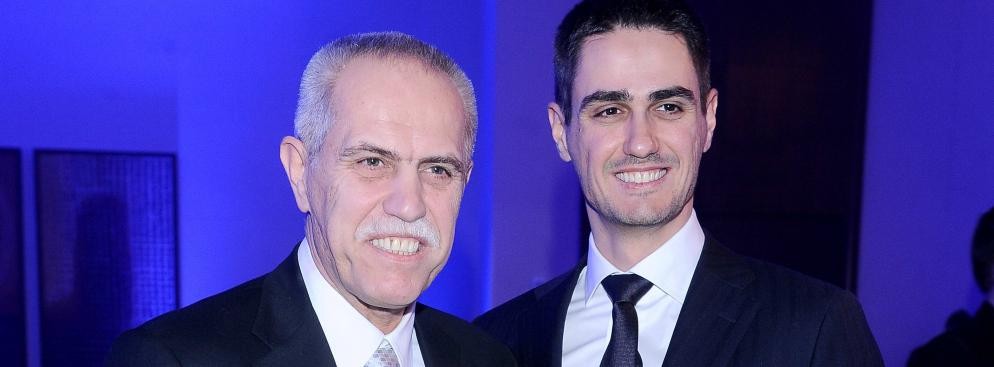 <b>2. Zygmunt Solorz-Żak</b> - jego majątek jest szacowany na <b>10,7 mld zł.</b>
<br>
<br>
W tym roku na stanowisku prezesa Polkomtela Zygmunta Solorza-Żaka zastąpił jego syn, Tobiasz. 
<br>
<br>
Oprócz Polkomtela (operatora sieci Plus) do Solorz-Żaka należy także Cyfrowy Polsat oraz zespół elektrowni Adamów-Pątnów-Konin.