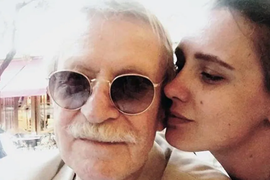 Profesor Ivan (85) OŽENIO UČENICU Nataliju (25) i ovako je izgledala SKANDALOZNA GALA SVADBA: Pričali su da NE MOGU JEDNO BEZ DRUGOG, a onda su godine ipak POSTALE PROBLEM