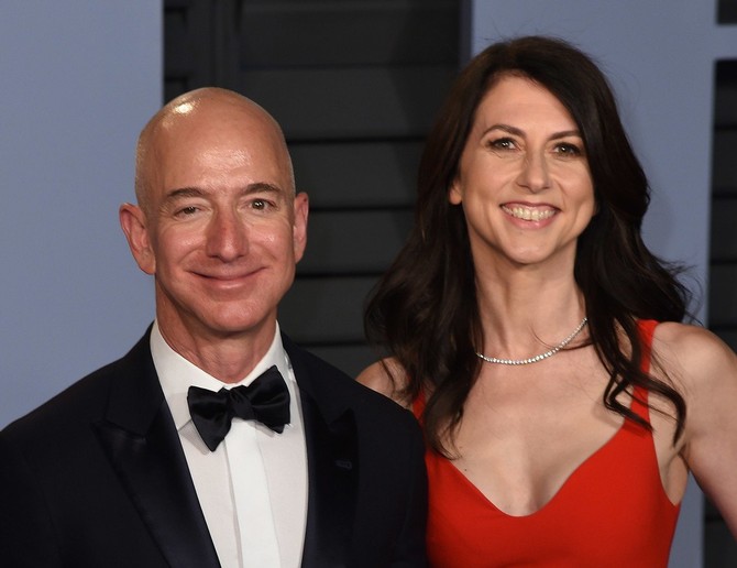 Mekenzi i Džef Bezos
