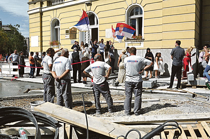 Da li će se plato zvati po Sklavku, prvom pomenutom Užičaninu, ili i po njemu i po njegovoj ženi
