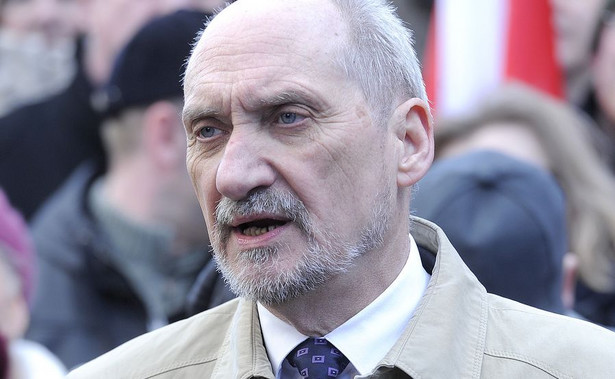 Macierewicz chwali Mosbacher: Polska nie jest osamotniona wobec ataku Putina