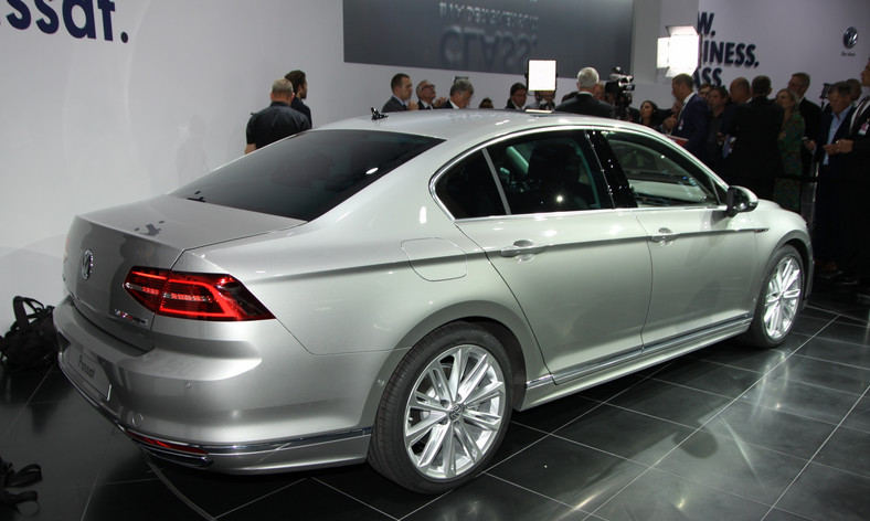 Volkswagen Passat B8 2014