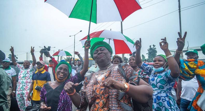 PDP supporters [Twitter/@GovernorObaseki]