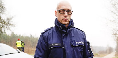Policjant Tomasz Krupa bronił polskiej granicy, gdy cudzoziemcy rzucali w naszych kamieniami. „Widziałem w ich oczach agresję” [WIDEO]