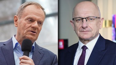 Pomnik Lecha Kaczyńskiego. Donald Tusk krytykuje prezydenta PO za współpracę z PiS