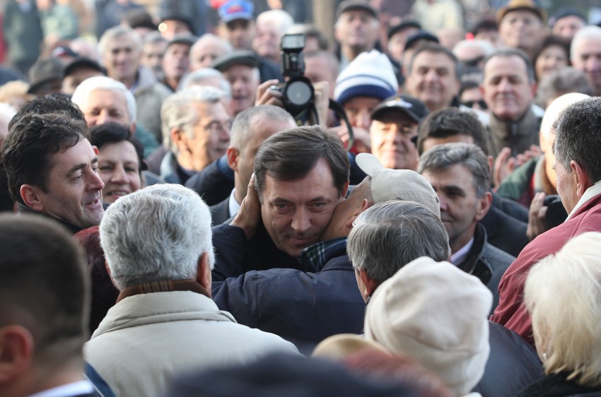 Slediti primer Rusije