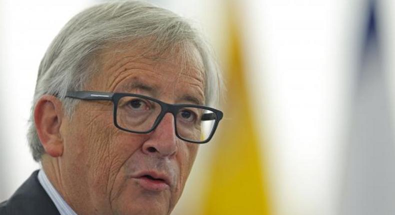 EU's Juncker summons leaders over Balkan refugee crisis