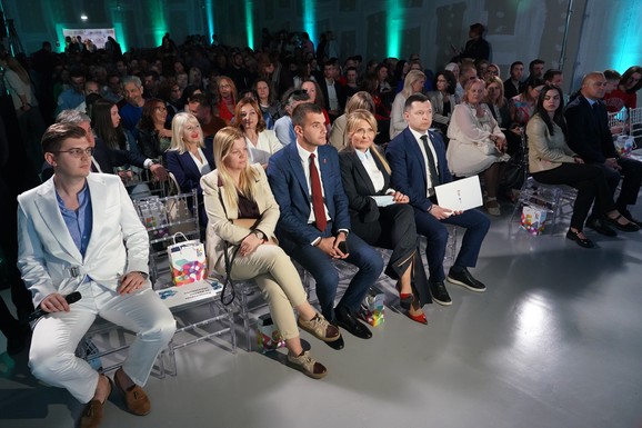 Najbolje srednjoškolske inovacije iz Srbije pred svetom na EKSPO 2027