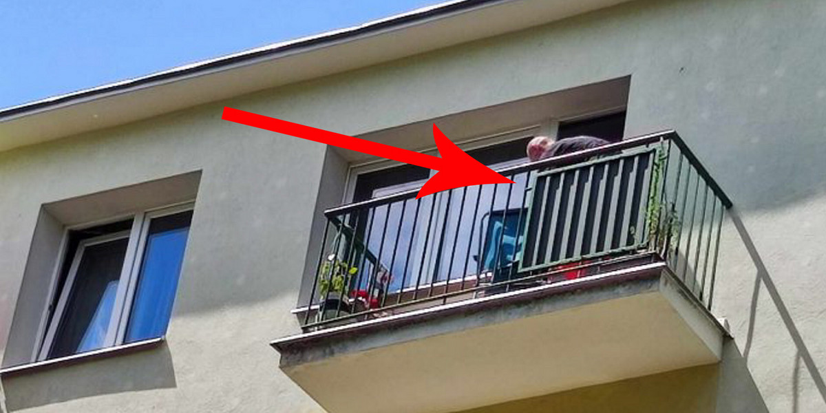 Mieszkanka Lublina utknęła w leżaku na balkonie. 