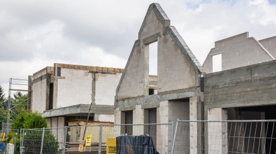 Ile dziś kosztuje budowa? Materiały budowlane i robocizna wciąż drożeją