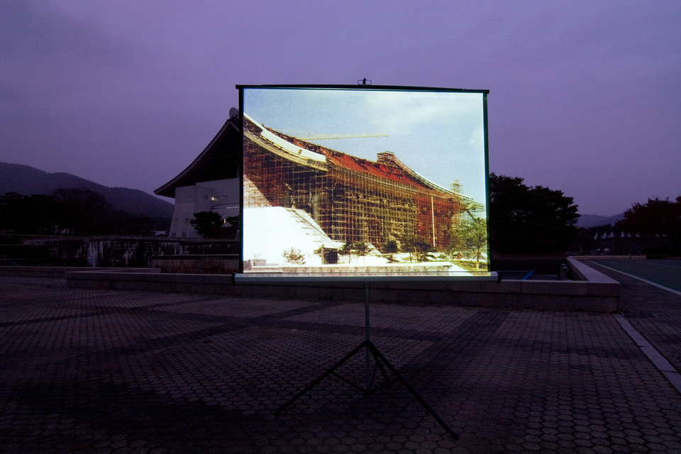 historic present014-2_40x66(cm)_Pigment print_2009_Cheonan Independence Hall