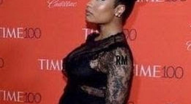 Nicki Minaj stirs controversy with baby bump photos