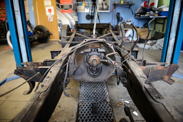 Cadillac kupiony dla Marszałka Józefa Piłsudskiego jest odnawiany w Poznaniu