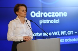 Emilewicz o koronawirusie: Dwa tygodnie będą krytyczne. Zapasy żywności? Apelujemy o umiar