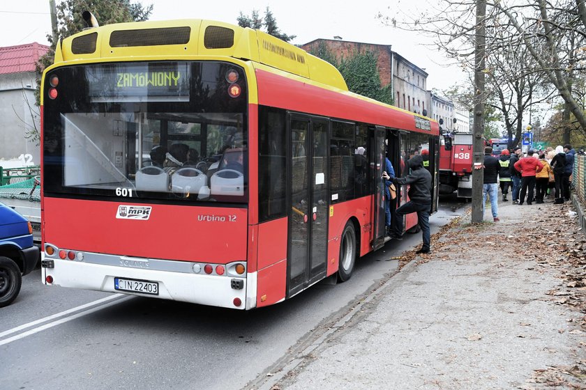 Tragedia w Inowrocławiu. Nie żyje matka z trojgiem dzieci