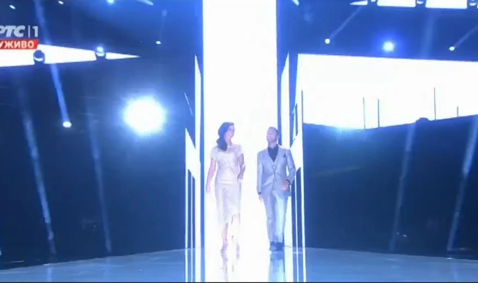 Voditeljski par: Petra i Mans