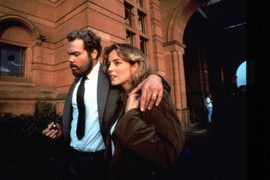 SLAVNA GLUMICA spavala sa bratom i rodila sina: Otac Luka je HTEO DA JE SE ODREKNE, ćerka je propadala u zemlju od stida, a ona je zbog INCESTA zauvek razorila porodicu