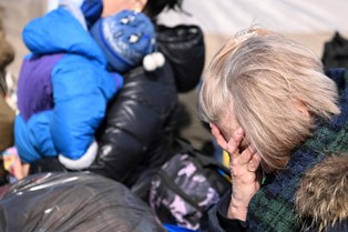 Szefernaker: system rejestracji uchodźców z Ukrainy i nadawania nr PESEL ruszy 16 marca