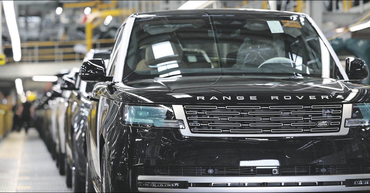 Hakerzy w Jaguar Land Rover, czyli gospodarcze koszty cyberataku