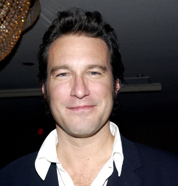 John Corbett (Aidan Shaw) 2002 r.