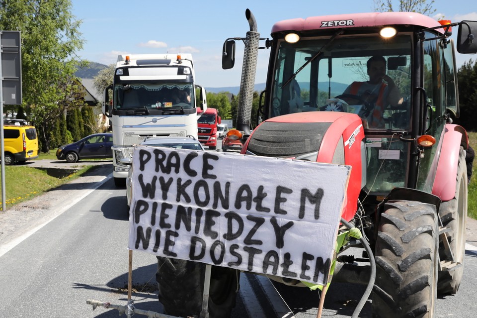 Protest podwykonawców budowy odcinka drogi S7 Lubień-Naprawa na Zakopiance