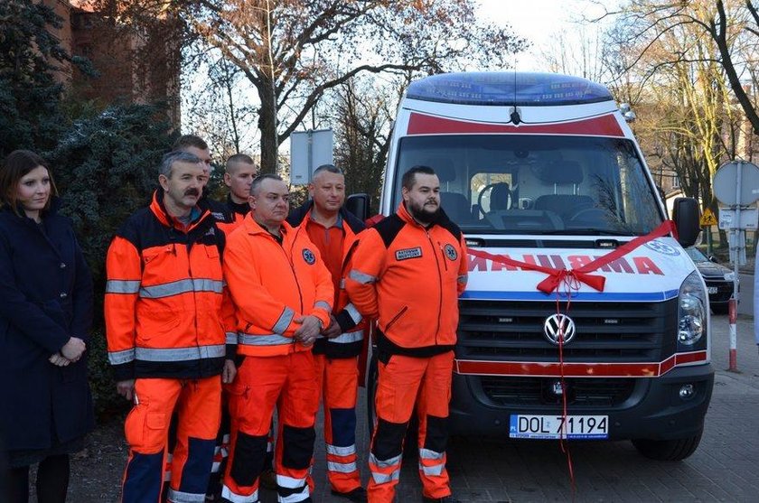 Oprócz ambulansów dostali sprzet