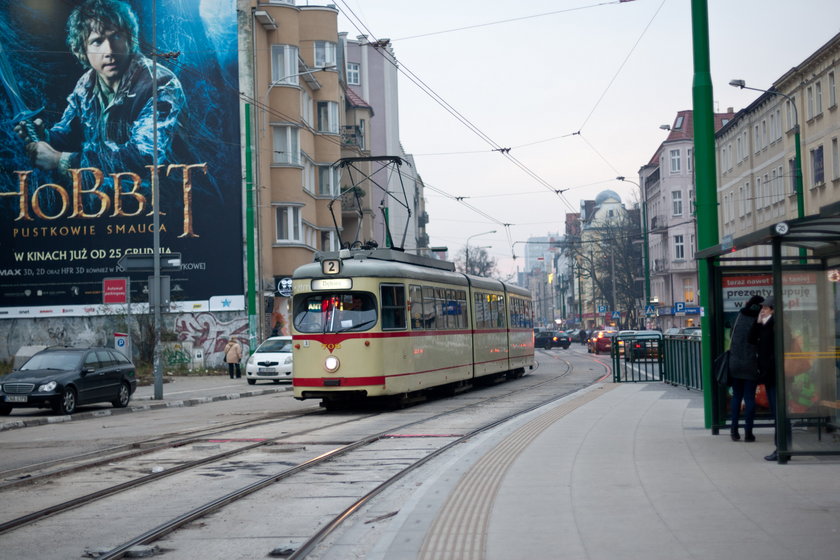 Awaria na ul. Dąbrowskiego. Tramwaje nie jeżdżą!