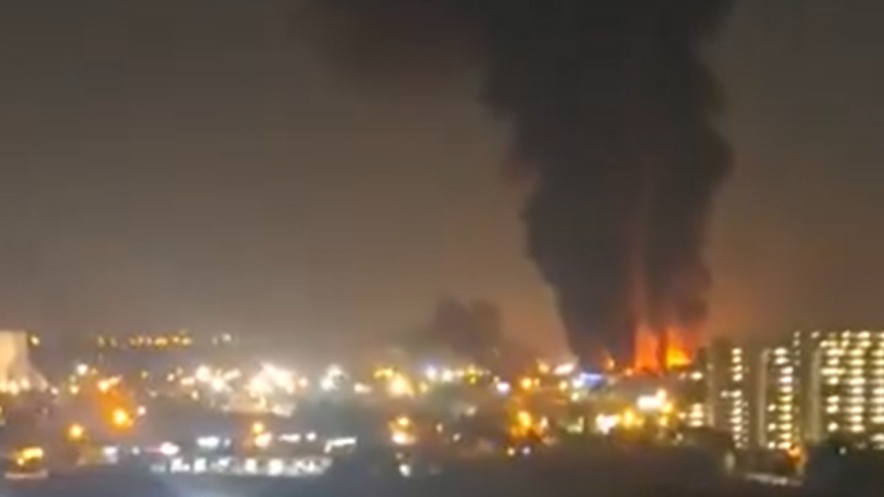 Iran kontra Izrael. Ranni ratownicy w Tel Awiwie, płonie lotnisko w Teheranie