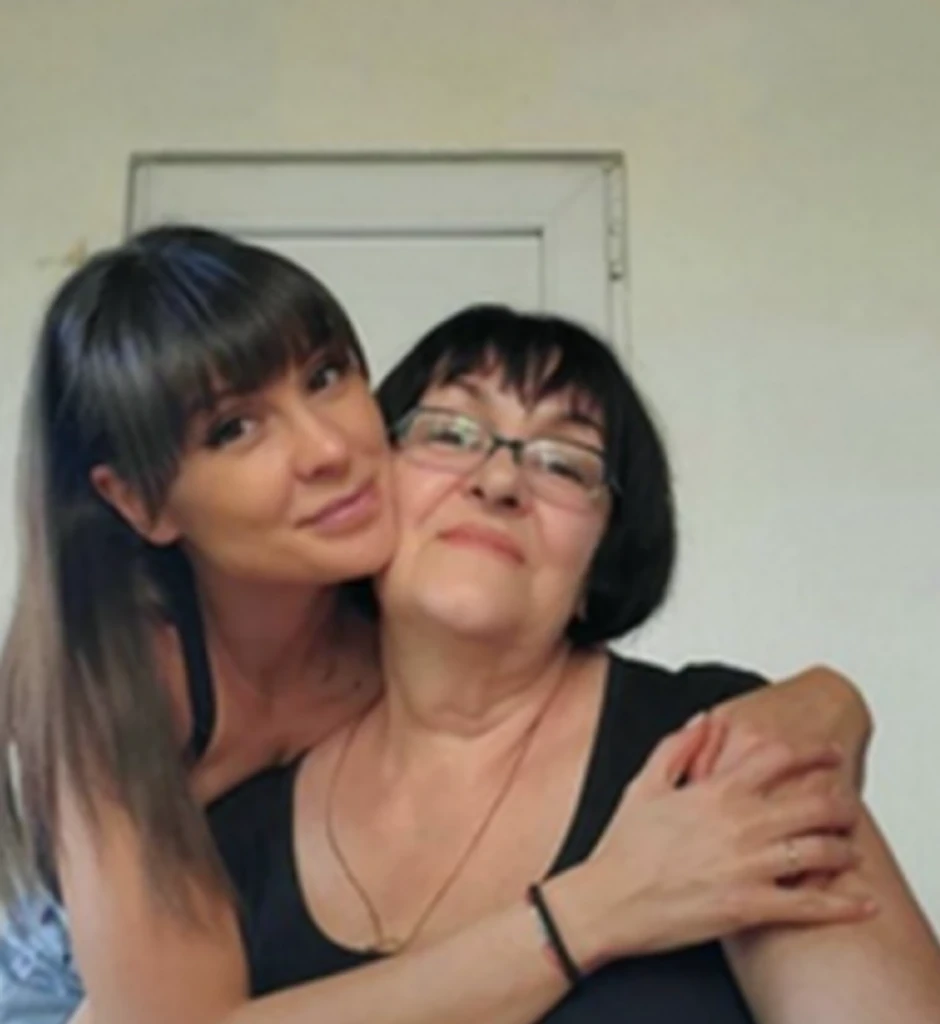 Dragana Mićalović sa majkom