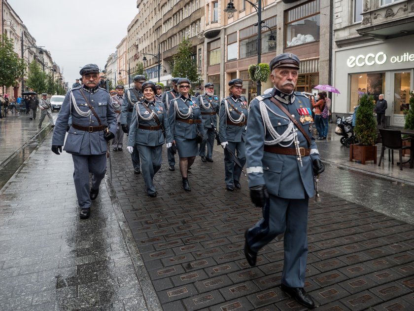 Legiony Piłsudskiego na Piotrkowskiej w Łodzi