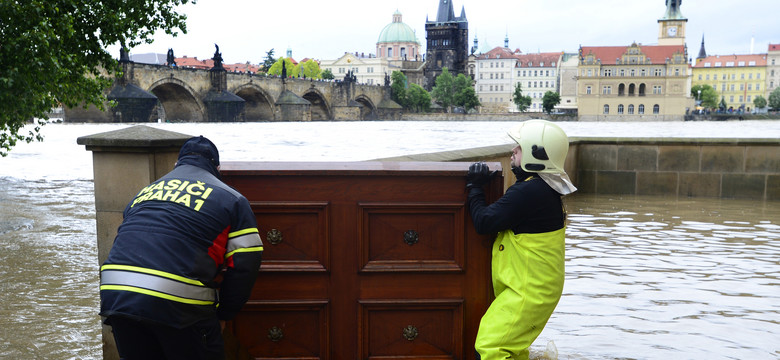 Powódź jeszcze trwa, a Czesi już liczą straty