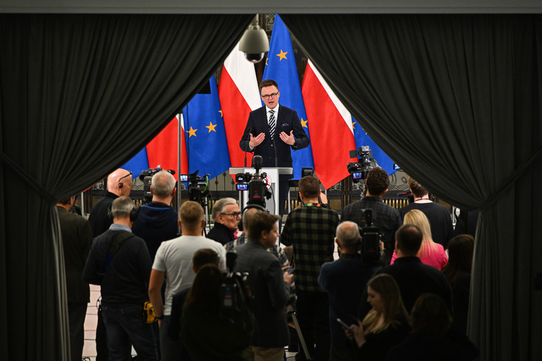 Szymon Hołownia na konferencji marszałka Sejmu