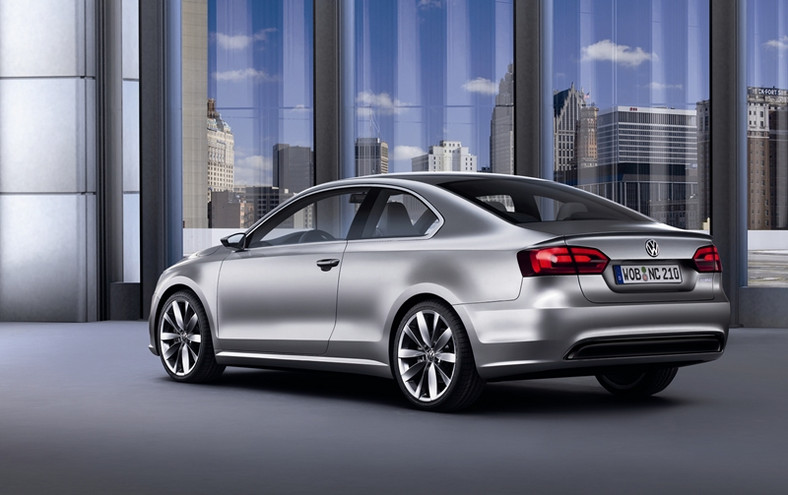 VW New Compact Coupe – pomniejszone Audi A5