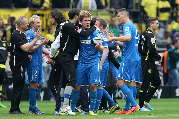 Liga niemiecka: Hoffenheim zostaje w Bundeslidze. WIDEO