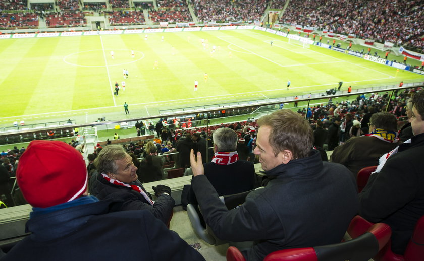 Klątwa Tuska! Drużyny, którym z trybun kibicuje były premier nie potrafią wygrywać!