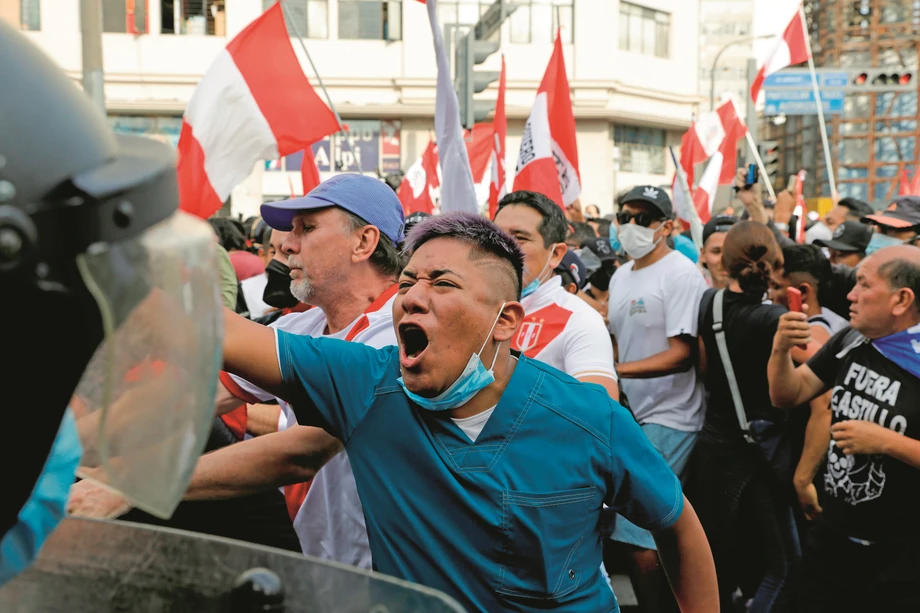 W Peru wzrost cen doprowadził w kwietniu do zamieszek, w wyniku których śmierć poniosło kilka osób. W stołecznej Limie wprowadzono godzinę policyjną.