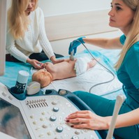 Csípőficam: ezért fontos a csecsemőkori szűrővizsgálat