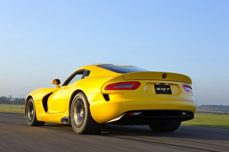 SRT Viper: amerykański drapieżnik