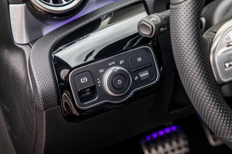 Как подключить блютуз к мерседес cla 200