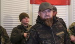 Ramzan Kadyrow jest w Ukrainie z 14-letnim synem? Dowodzić tego mają te zdjęcia. Jest z nimi pewien problem 