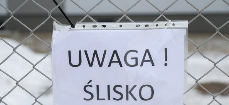 GOŁOLEDŹ paraliżuje Polskę. Oto RAPORT z miast i dróg