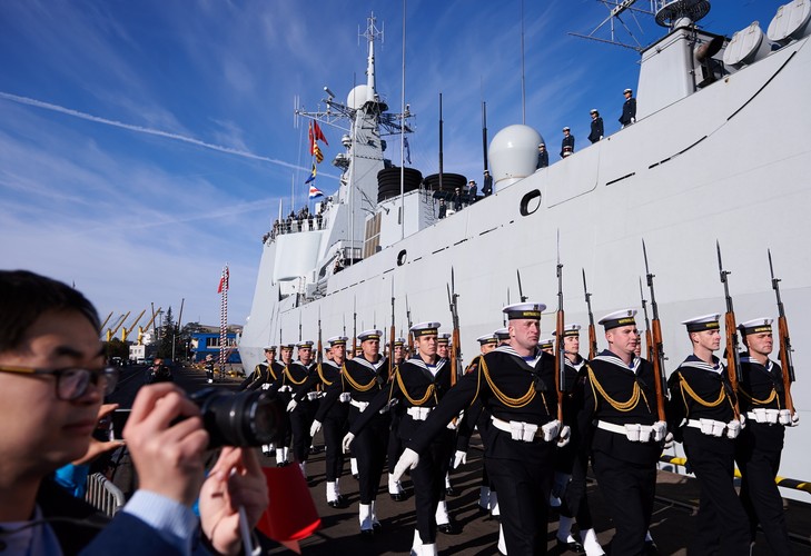Chińskie okręty wpłynęły do gdyńskiego portu, PAP/Adam Warżawa,