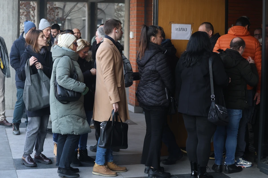 Članovi porodice nastradale dece 