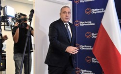 Rzecznik rządu po decyzji Platformy o starcie w wyborach: Nie, nie było szampana