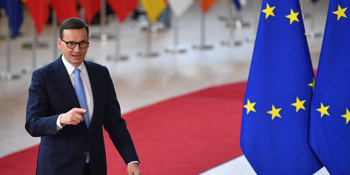 Premier Mateusz Morawiecki na unijnym szczycie w Brukseli. 